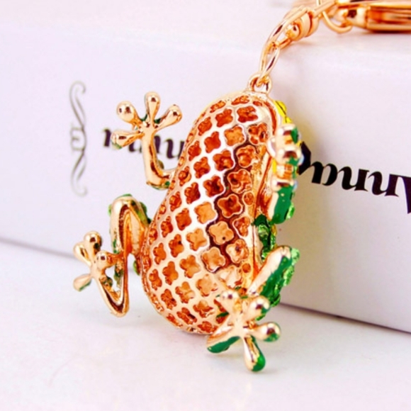 ‼️CLEARANCE PRICE FIRM‼️🎉Restocked🎉🐸Frog Keychain🐸 - Picture 6 of 6